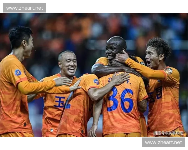 中伊大战激燃绿茵赛场双方争锋呈现激烈较量风云再起激情碰撞时刻